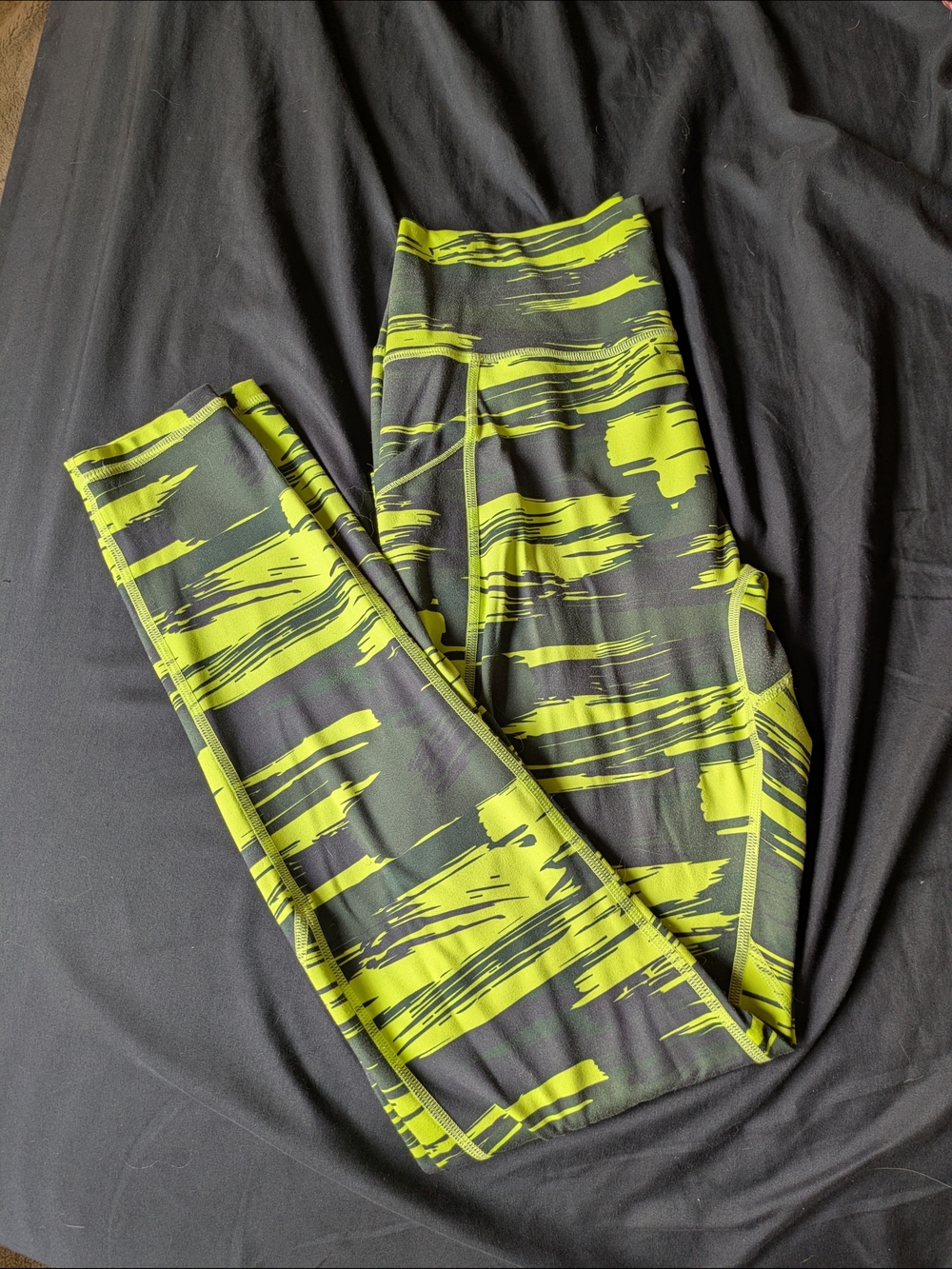 Alphalete Neon Green and Black Leggings